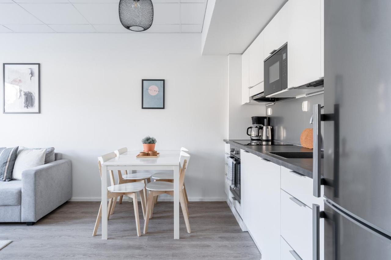 Modern 2Br Apartment With Balcony & Central Location - Hosted By 2Ndhomes Tampere Exterior photo